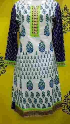 Ladies Casual Long Sleeves Round-Neck Blue And White Cotton Printed Kurti