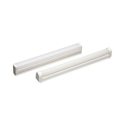 White 10 W Led Tube Light For Office And Home Uses With Crystal Clear Light