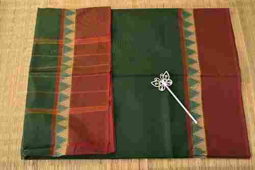 Green And Maroon Plain Beautiful Stylish Breathable Designer Wear Modern And Trendy Pure Cotton Sarees