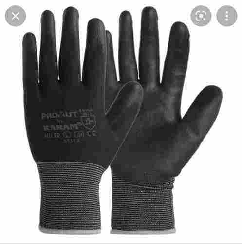 Safety Gloves White Liner With Black Pu Coating, 28 X 13 X 11 Centimeters