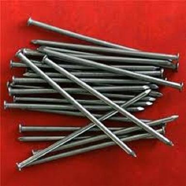 Weather Resistance And Ruggedly Constructed Industrial Siding Wire Iron Nails  Capacity: 100 Tons Ton/Day