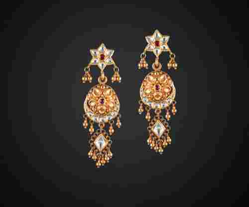 Dp Jewellers 18 Carat Gold Stylish Design Guroor Earrings For Ladies