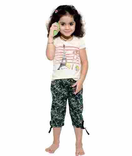 Cotton Fabric and Classic Style Girl Kids Capri and T Shirt For Daily Wear
