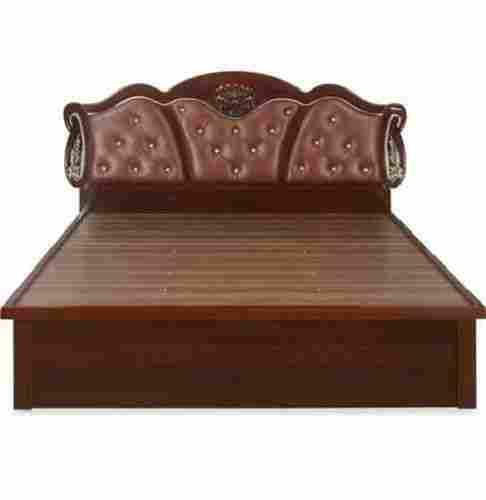 Easy To Clean Classic Look Wooden Bed Simple Brown Colour For Home Use 