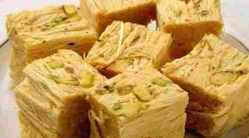 Sweet And Delicious Taste Crispy And Crunchy Cardamom Flavor Soan Papdi 