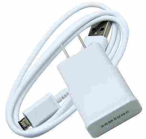 Fast Charging And Light Weight Portable White Samsung Mobile Charger