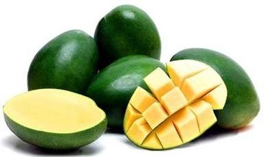 Common Tasty And Sour 100% Nutritional And Healthy Farm Fresh Raw Green Mango