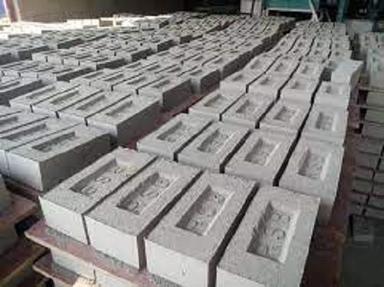 Gray Crack Resistance Weather Resistance Rectangular Cement Bricks For Construction