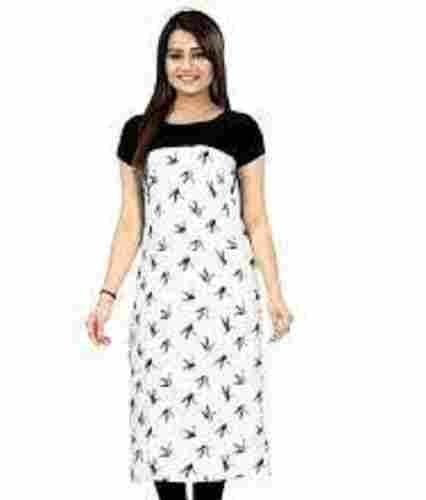 Ladies Round Neck Shorts Sleeve Pure Cotton Comfortable White And Black Fancy Kurti