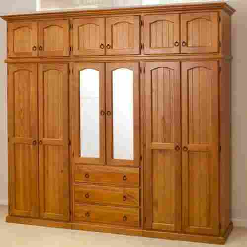 Highly Durable Termite Resistant Fine Finish Brown Wooden Almirah With Locker