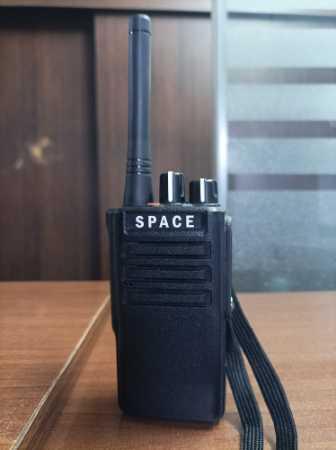 Black 16 Channel Space Sts R5 Lf Walkie Talkie With 1 Year Of Warranty