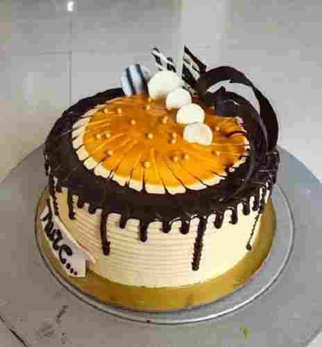 Yummy Delicious Mouth Watering Soft Pure Veg Round Butterscotch Birthday Cake