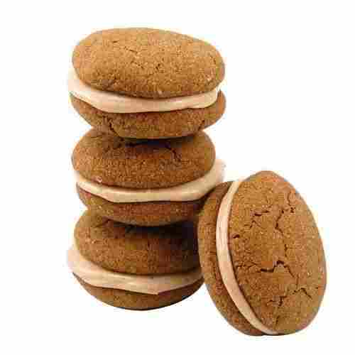 Round Shape Semi Soft Sweet Tasty Cream Biscuits 