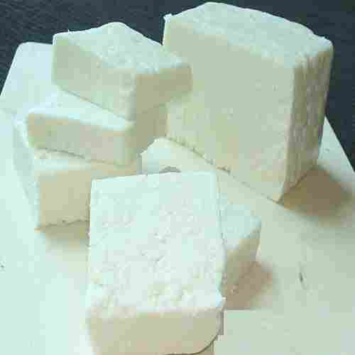 Rich In Fat And Protein Good Source Of Minerals Pure Fresh White Paneer 