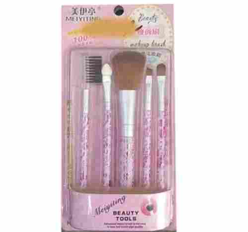 Light Weight Comfortable Grip Easy To Use Soft And Smooth Pink Cosmetic Brushes 
