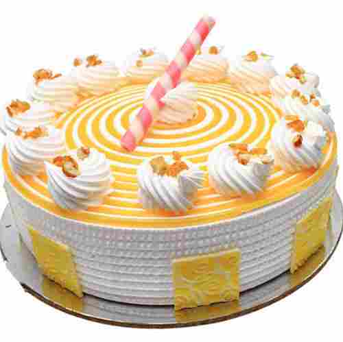 Hygienic Prepared Mouthwatering Sweet Taste Vanilla And Butterscotch Cake 
