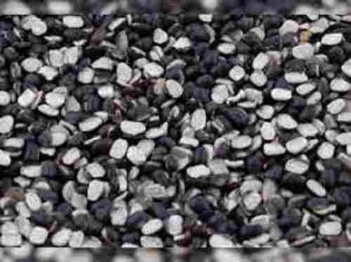 Fresh And Natural No Added Preservative High In Protein Black White Urad Dal 