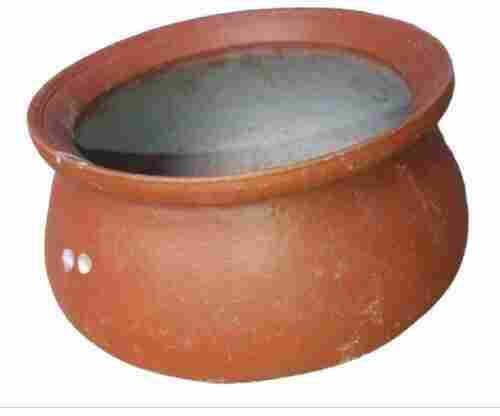 Clay Handi For Kitchen Use In Red Color And 1 Kg Capacity, Round Shape