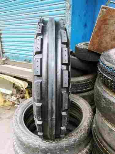 Slip Resistance Strong Grip Highly Efficient And Heavy Duty Black Tractor Tyres