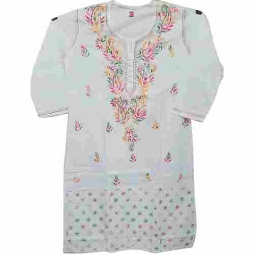 Ladies Round Neck 3/4th Sleeves Elegant Look Fancy Soft Cotton Printed Kurti 
