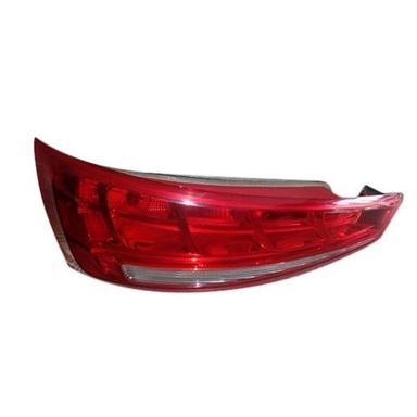 Scratch Proof Weather Resistant Long Lasting 12 Volts Car Tail Light Body Material: Plastic