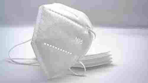 White Non Woven Fabric 5 Layer N95 Face Mask With Nose Pin & Respirator Valve