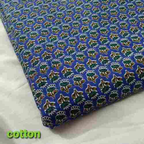 Breathable Designer Wear Modern And Trendy Designed Blue Cotton Fabric Batik Prints