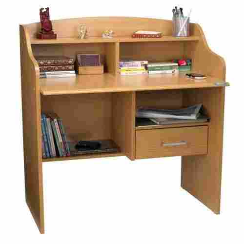 High Strength Fine Finish Wooden Study Table