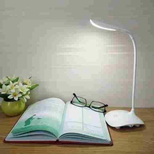 Portable Led Study Lamp With LED Bulb And Plastic Material Body, 220V Input Voltage
