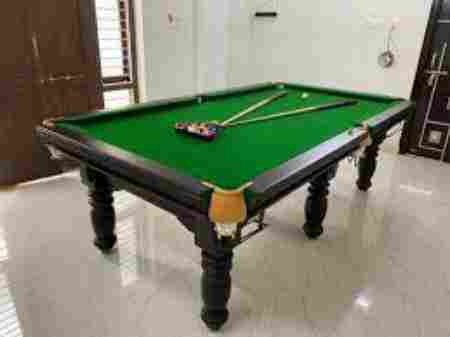 Lightweight and Sturdy Pool Table with Six Pockets for Indoor Games