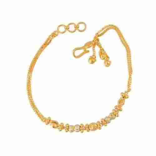 Beautiful Design Fashionable Look Shiny Polished Gold Bracelets For Ladies