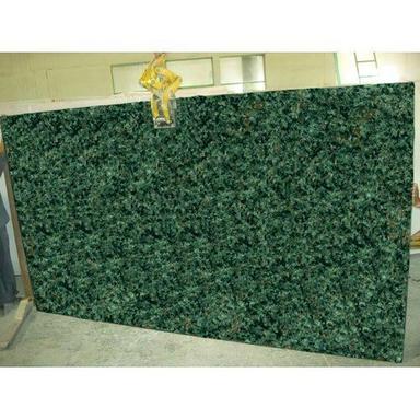 Durable and Long Lasting Green Granite Slab For Flooring
