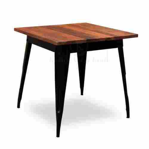 Square Shape Wooden Tables For Home And Hotel Use, Non Breakable