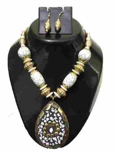 Wood Metal And Gems Body Designer Artificial Women Necklace For Party Wear