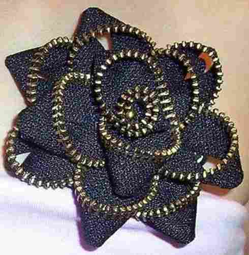 Light Weight And Flower Shape Hair Clip For Daily And Party Wear