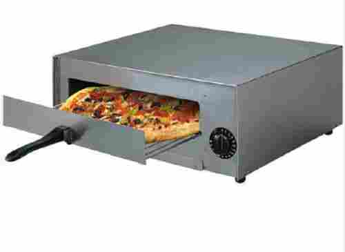 Commercial Pizza Oven, Upto 250 Degree Celsius, Capacity 4 Pieces