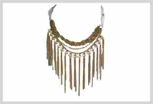 Party Wear Lightweight Skin Friendly Artificial Necklaces For Ladies