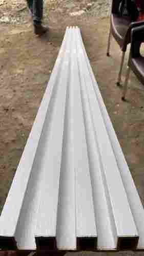 Plain White Color Lourvers With 9.5 Feet By 5 Inch Size And 2 To 3 Kg Weight