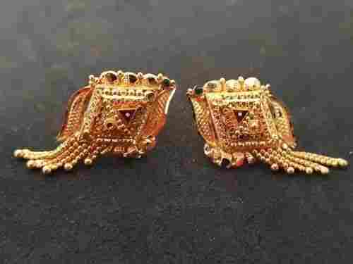 Light Weight 7g 18kt Gold Ear Tops for Daily Wear Use