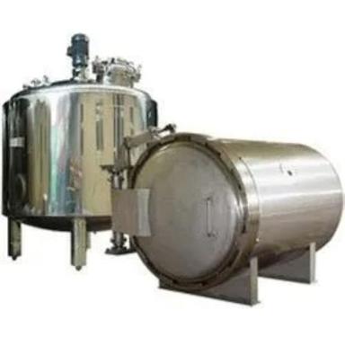 Silver 10000 L Semi Automatic Mild Steel Pharmaceutical Pressure Vessel For Industrial Use