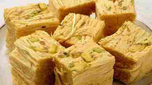 Delicious Soft Soan Papdi For Gifting, Packaging Size 1 - 2 Kg