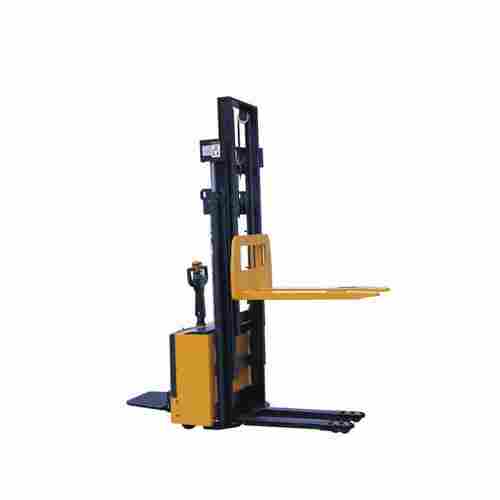 High Lift Power Stacker, Rated Load Upto 2 Ton