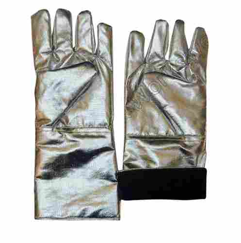 Full Fingered Silver Plain Hand Gloves For Oil/Chemical Handling