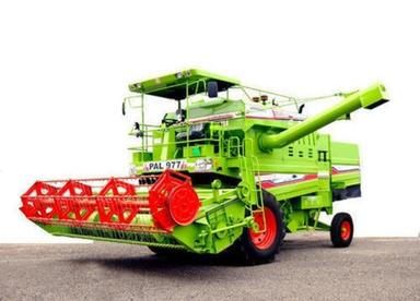 Brown Wheat National Ultra Self Combine Harvester For Harvesting