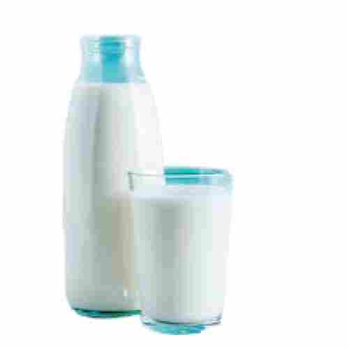 Healthy And Hygienically Packed White Fresh Raw Cow Milk