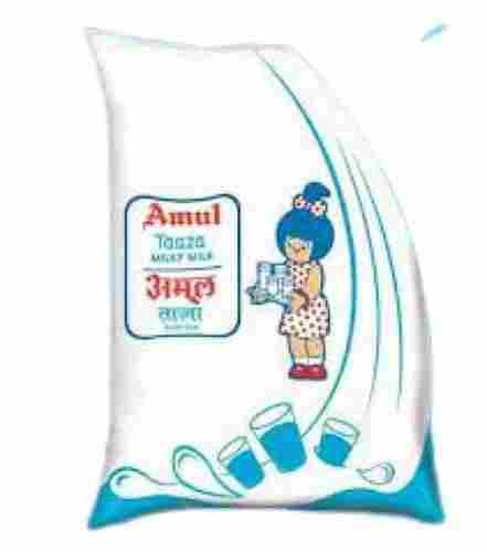 Fresh Tasty Hygienically Packed White Amul Milk