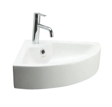 White 555*420 Mm Triangle Curved Glossy Stainless Steel Tap And Ceramic Cera Corner Wash Basin
