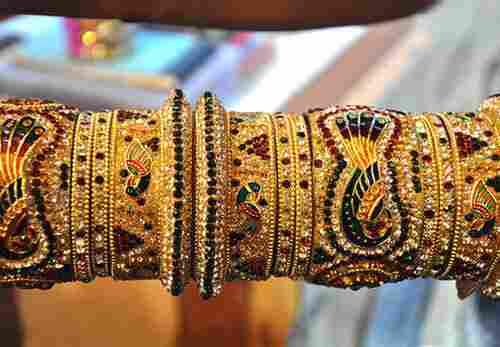 Available In Various Colors Lakh Bangles For Party Wear