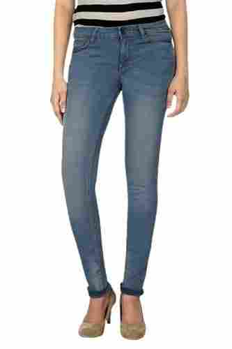 Ladies Plain Dyed Blue Casual Wear Slim Fit Denim Jeans