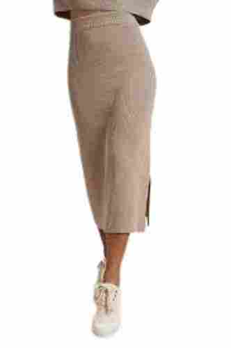 Ladies Plain Casual Wear Knitted Skirt